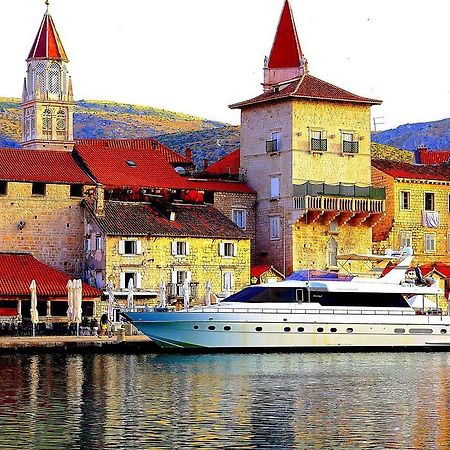 Room Mira Trogir Exterior foto