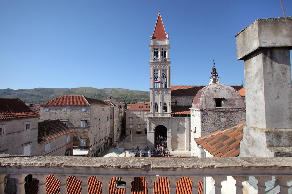 Room Mira Trogir Exterior foto