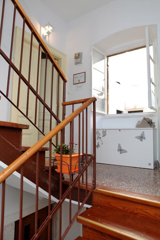 Room Mira Trogir Exterior foto